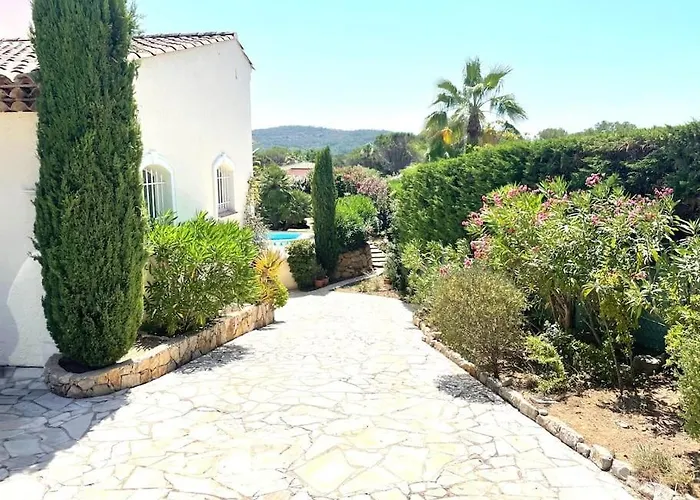 Maison Cosy En Bordure Du Golf. Villa Saint-Raphaël