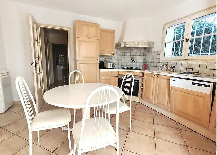 Maison Cosy En Bordure Du Golf. Villa