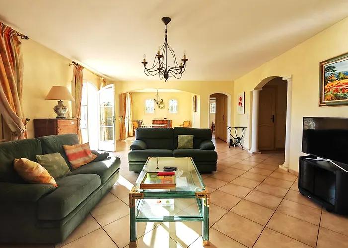 Maison Cosy En Bordure Du Golf. Villa *